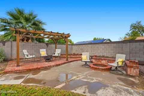 Exterior - 3762 E Thornton Ave, Gilbert, AZ 85297 photo 4 of 8