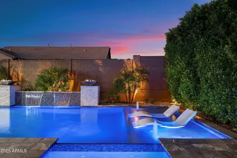 Exterior - 10638 E Tesla Ave, Mesa, AZ 85212 photo 2 of 10