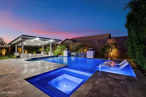 Exterior - 10638 E Tesla Ave, Mesa, AZ 85212 photo 1 of 10