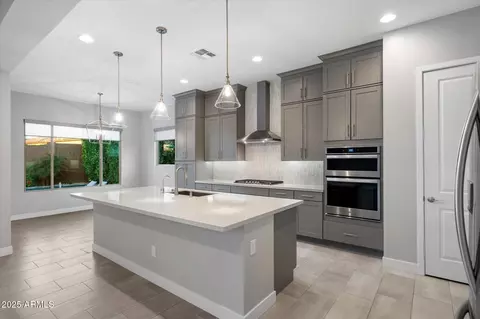 Kitchen - 10638 E Tesla Ave, Mesa, AZ 85212 photo 3 of 5