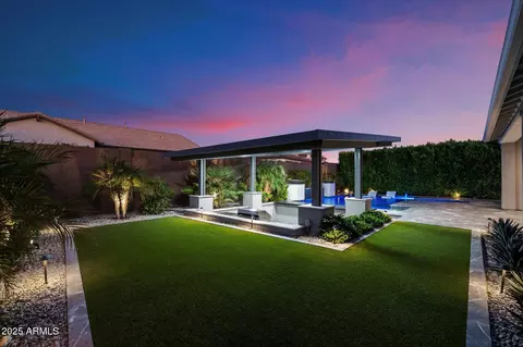 Exterior - 10638 E Tesla Ave, Mesa, AZ 85212 photo 5 of 10