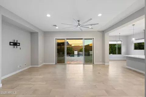 Living - 10638 E Tesla Ave, Mesa, AZ 85212 photo 1 of 5