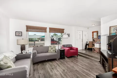 Living - 13801 N 37th Ave, Phoenix, AZ 85053 photo 1 of 1