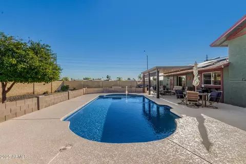 Exterior - 13801 N 37th Ave, Phoenix, AZ 85053 photo 9 of 13