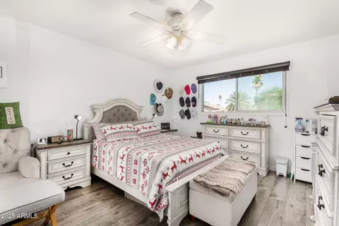 Bedroom - 13801 N 37th Ave, Phoenix, AZ 85053 photo 6 of 6