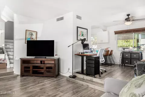 Entry Way - 13801 N 37th Ave, Phoenix, AZ 85053 photo 1 of 3