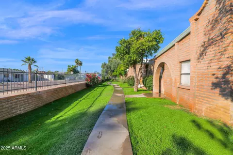 Exterior - 4429 E Hubbell St #45, Phoenix, AZ 85008 photo 1 of 7