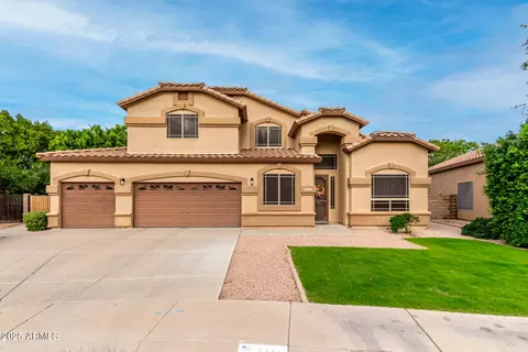 1111 S Sandstone St, Gilbert, AZ 85296