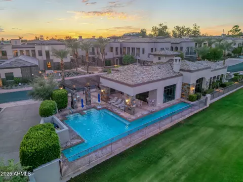 Exterior - 2 Biltmore Est #106, Phoenix, AZ 85016 photo 3 of 4