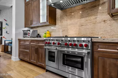Kitchen - 2 Biltmore Est #106, Phoenix, AZ 85016 photo 3 of 6