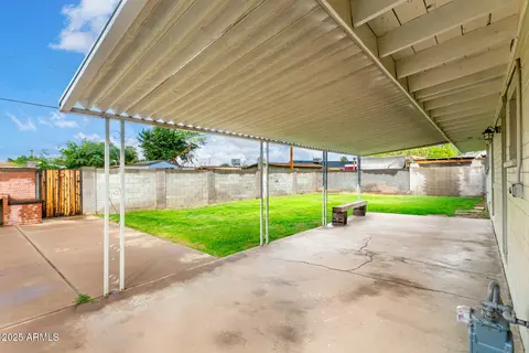 Exterior - 6030 N 32nd Ave, Phoenix, AZ 85017 photo 3 of 6