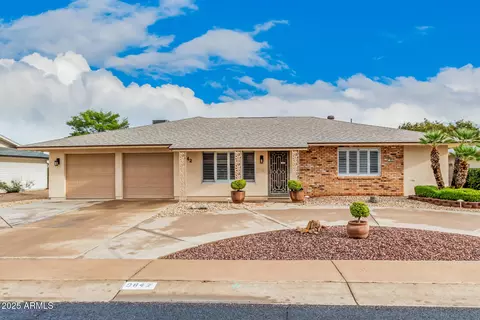 9842 W Royal Oak Rd, Sun City, AZ 85351
