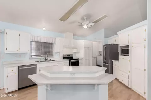 Kitchen - 2101 S Meridian Rd #27, Apache Junction, AZ 85120 photo 1 of 1