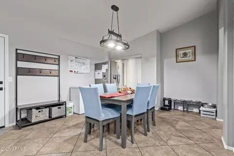 Dining - 5512 E Holmes Ave, Mesa, AZ 85206 photo 1 of 2