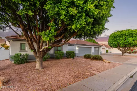 Exterior - 5512 E Holmes Ave, Mesa, AZ 85206 photo 3 of 14