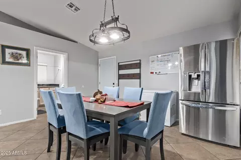 Dining - 5512 E Holmes Ave, Mesa, AZ 85206 photo 2 of 2