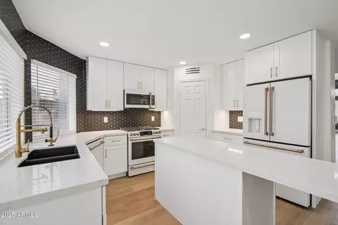 7452 E Milagro Ave, Mesa, AZ 85209