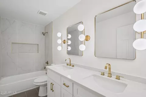 Bath - 7452 E Milagro Ave, Mesa, AZ 85209 photo 8 of 8