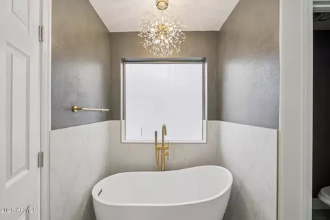 Bath - 7452 E Milagro Ave, Mesa, AZ 85209 photo 6 of 8