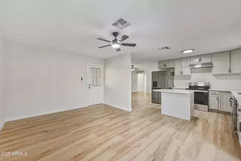 3410 W Pershing Ave, Phoenix, AZ 85029 photo 3