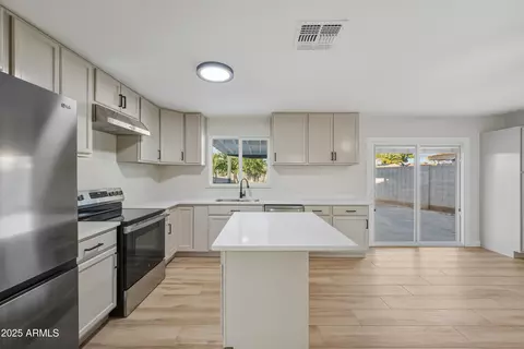 3410 W Pershing Ave, Phoenix, AZ 85029 photo 5