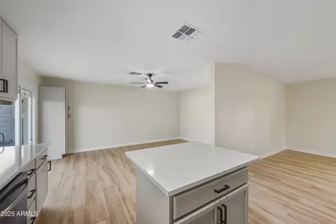 3410 W Pershing Ave, Phoenix, AZ 85029 photo 6