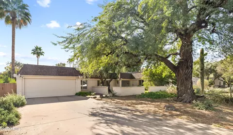 911 W Gleneagles Dr, Phoenix, AZ 85023