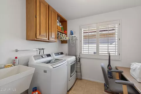 8065 E Madero Ave, Mesa, AZ 85209 photo 21