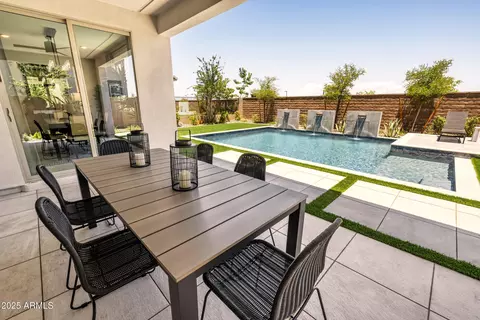 1526 E Coconino Way, Gilbert, AZ 85298 photo 12