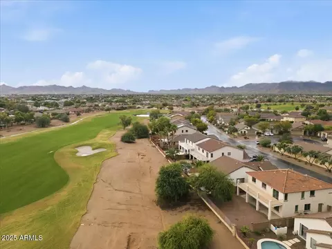 6587 S Classic Way, Gilbert, AZ 85298