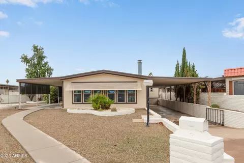 134 S 74th Pl, Mesa, AZ 85208