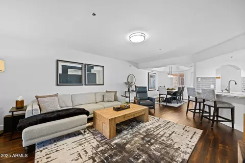 5104 N 32nd St #453, Phoenix, AZ 85018