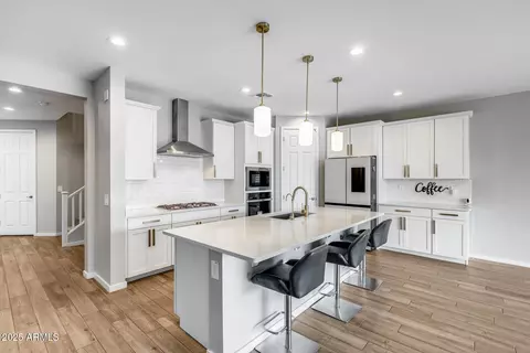 17635 W Red Fox Rd W, Surprise, AZ 85387