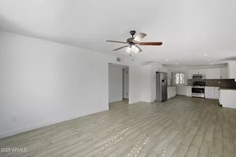 Living - 4736 N 34th Dr, Phoenix, AZ 85017 photo 4 of 7