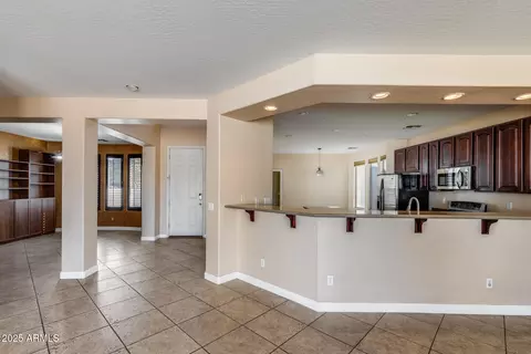 Living - 7720 S 22nd Ln, Phoenix, AZ 85041 photo 2 of 10