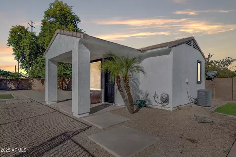 Exterior - 7720 S 22nd Ln, Phoenix, AZ 85041 photo 28 of 29