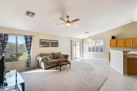 Living - 642 S Thunderbird Dr, Apache Junction, AZ 85120 photo 1 of 3