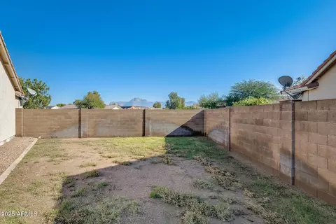 Exterior - 642 S Thunderbird Dr, Apache Junction, AZ 85120 photo 10 of 11