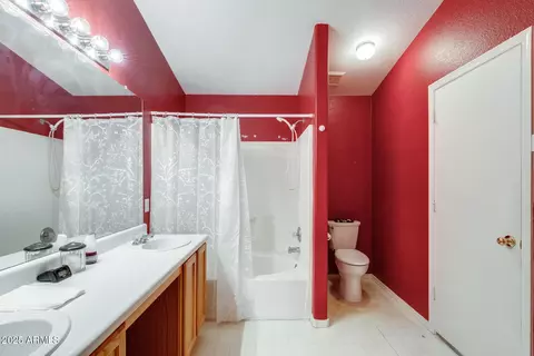 Bath - 642 S Thunderbird Dr, Apache Junction, AZ 85120 photo 3 of 5