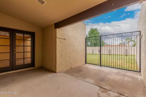 Exterior - 2059 E Brown Rd #30, Mesa, AZ 85213 photo 3 of 7