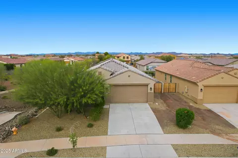 17594 W Country Club Ter, Surprise, AZ 85387