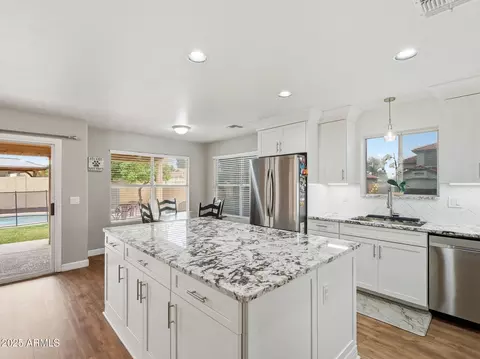 7247 E Kiva Ave, Mesa, AZ 85209 photo 5