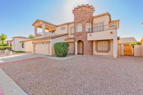 2179 E Cochise Ave, Apache Junction, AZ 85119