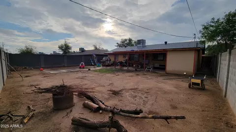 Exterior - 136 E Solano Dr, Goodyear, AZ 85338 photo 1 of 2