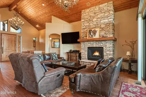 Living - 2506 E Feather Plume Ct, Payson, AZ 85541 photo 2 of 3