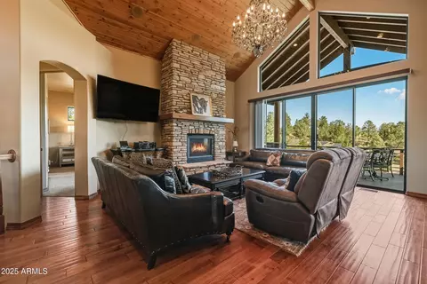 Living - 2506 E Feather Plume Ct, Payson, AZ 85541 photo 3 of 3