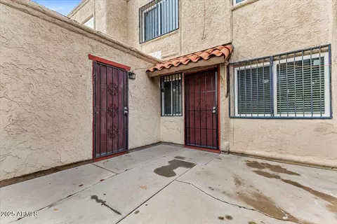 6841 W Devonshire Ave, Phoenix, AZ 85033