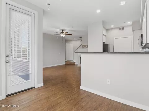 Living - 3633 N 3rd Ave #2084, Phoenix, AZ 85013 photo 4 of 4