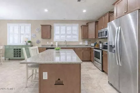 887 W Hereford Dr, San Tan Valley, AZ 85143