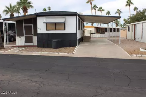 303 S Recker Rd #112, Mesa, AZ 85206